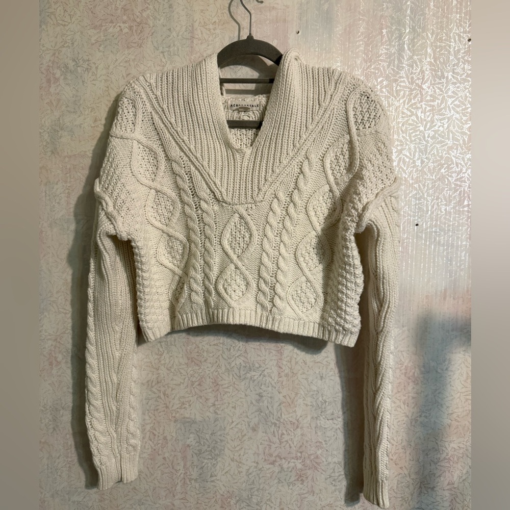 Aeropostale Cream V-Neck Cropped Cable Knit Hoodie Sweater, Cozy, Chic, Sz Small